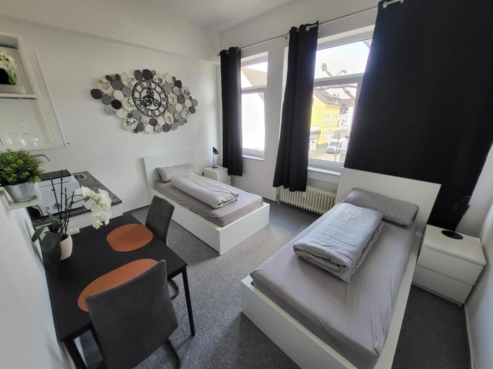 Ferienzimmer In * Euskirchen